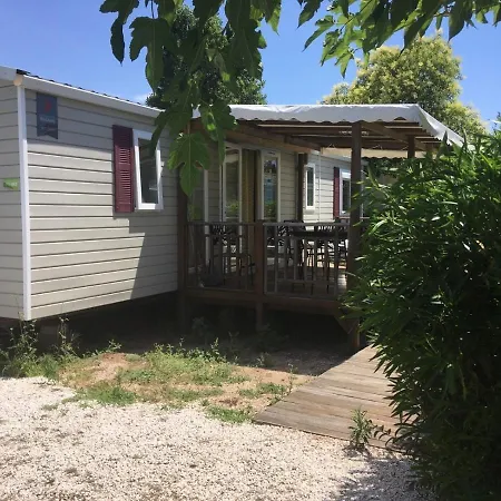 Mobil Camping 4 Etoiles Fréjus